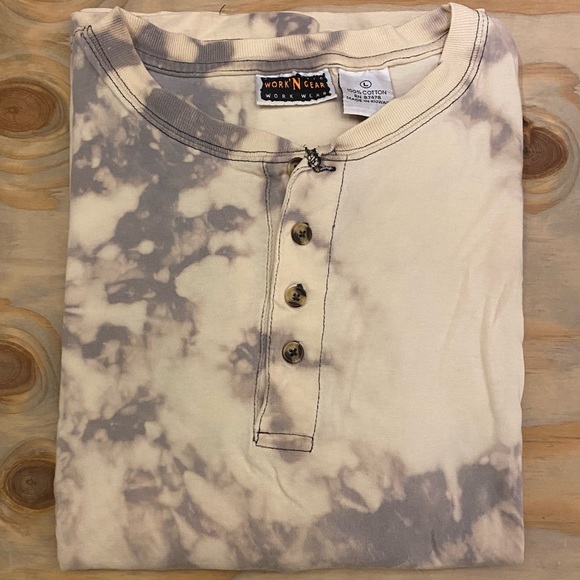 Bleach dyed men’s Henley long sleeve tee! - Picture 3 of 6